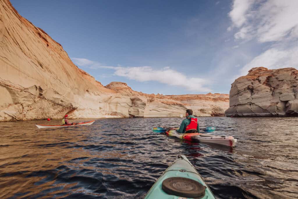 Kayaking in Lake Powell to Antelope Canyon