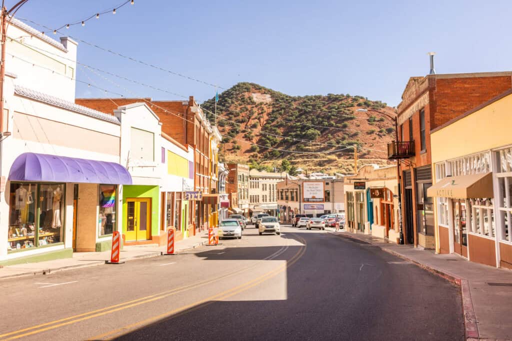 The galleries and stores in Bisbee