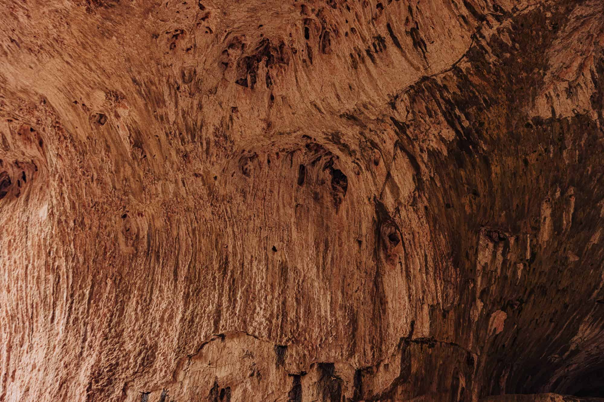 The walls under Tonto Natural Bridge