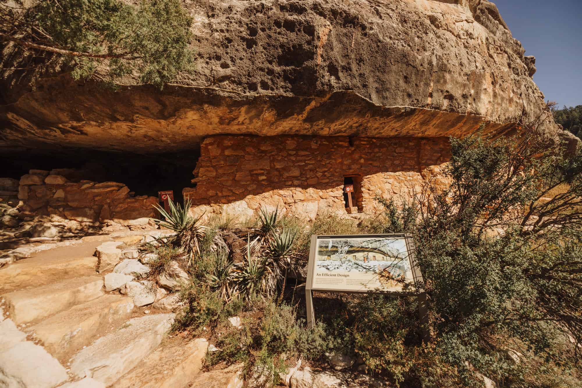 Visiting Walnut Canyon in Arizona